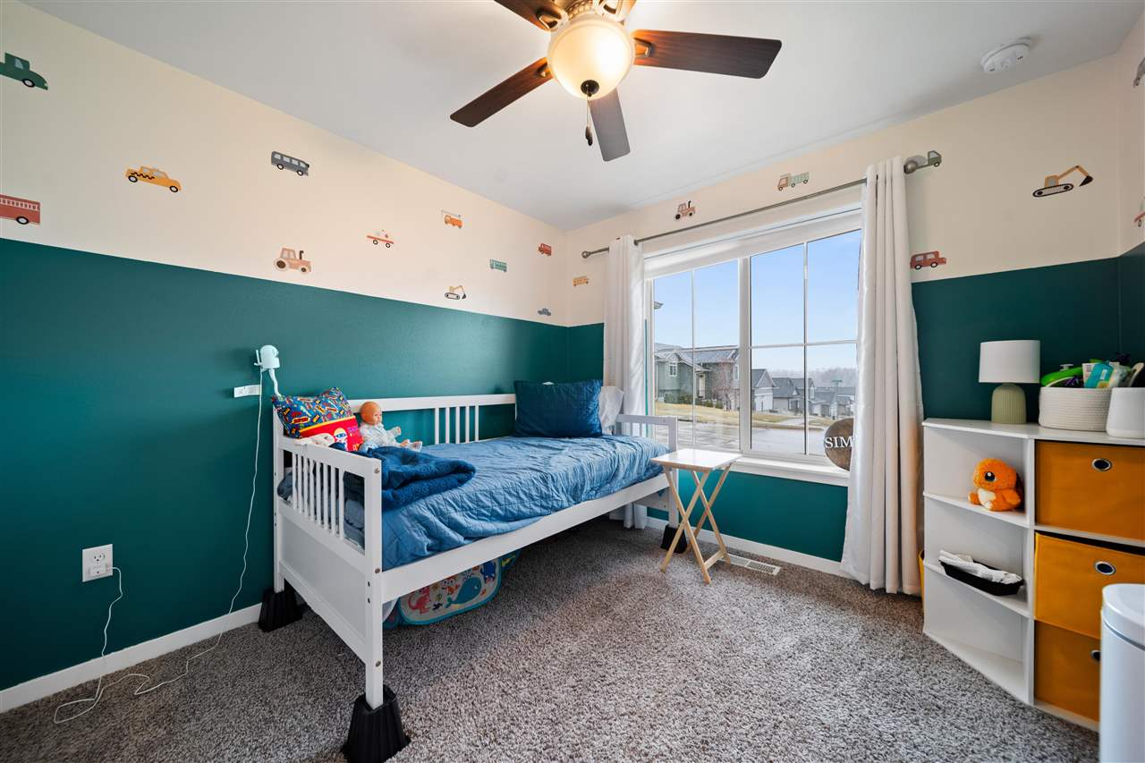 236 Kenneth Drive Iowa City IA 52245