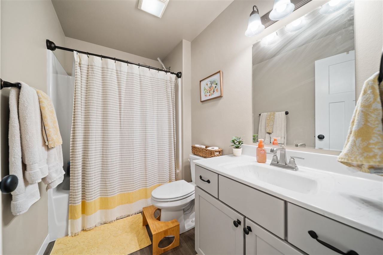 236 Kenneth Drive Iowa City IA 52245