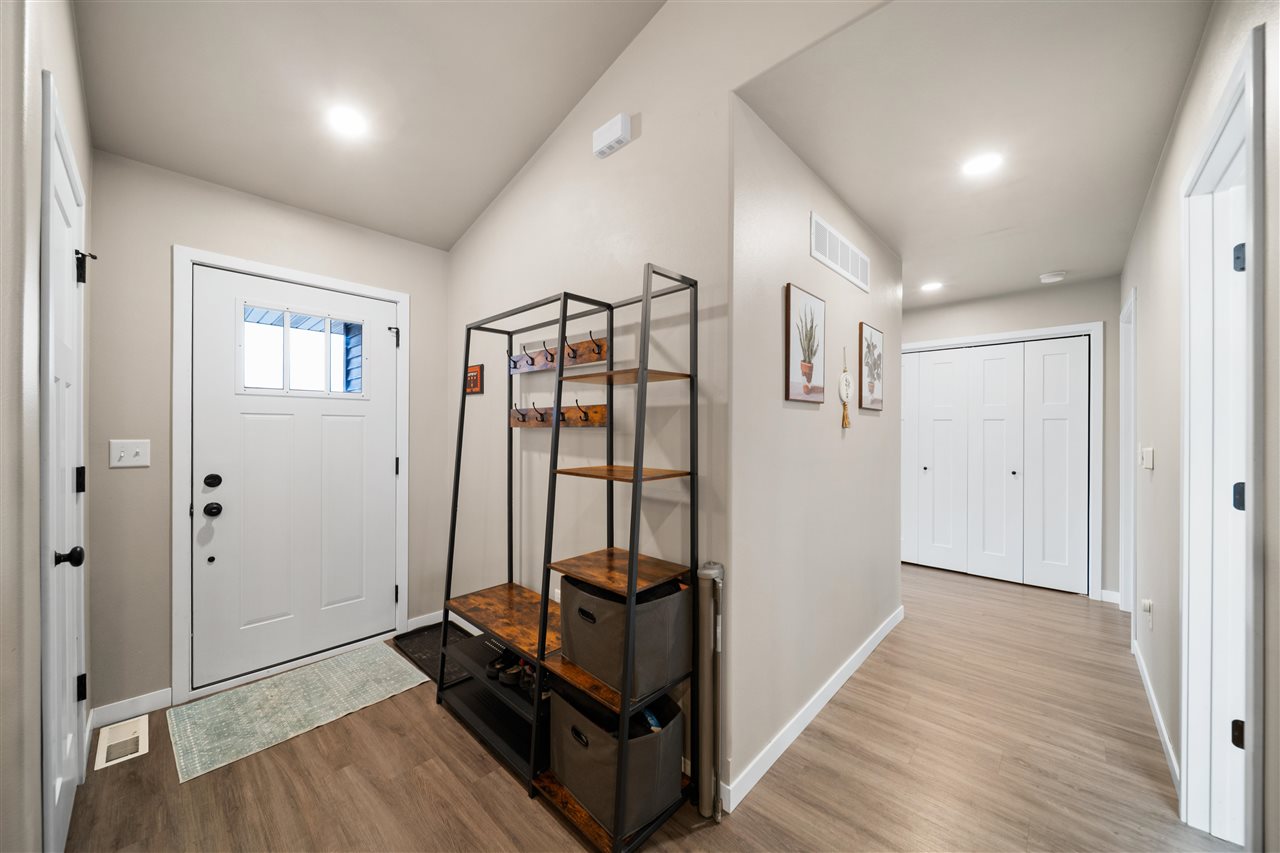 236 Kenneth Drive Iowa City IA 52245
