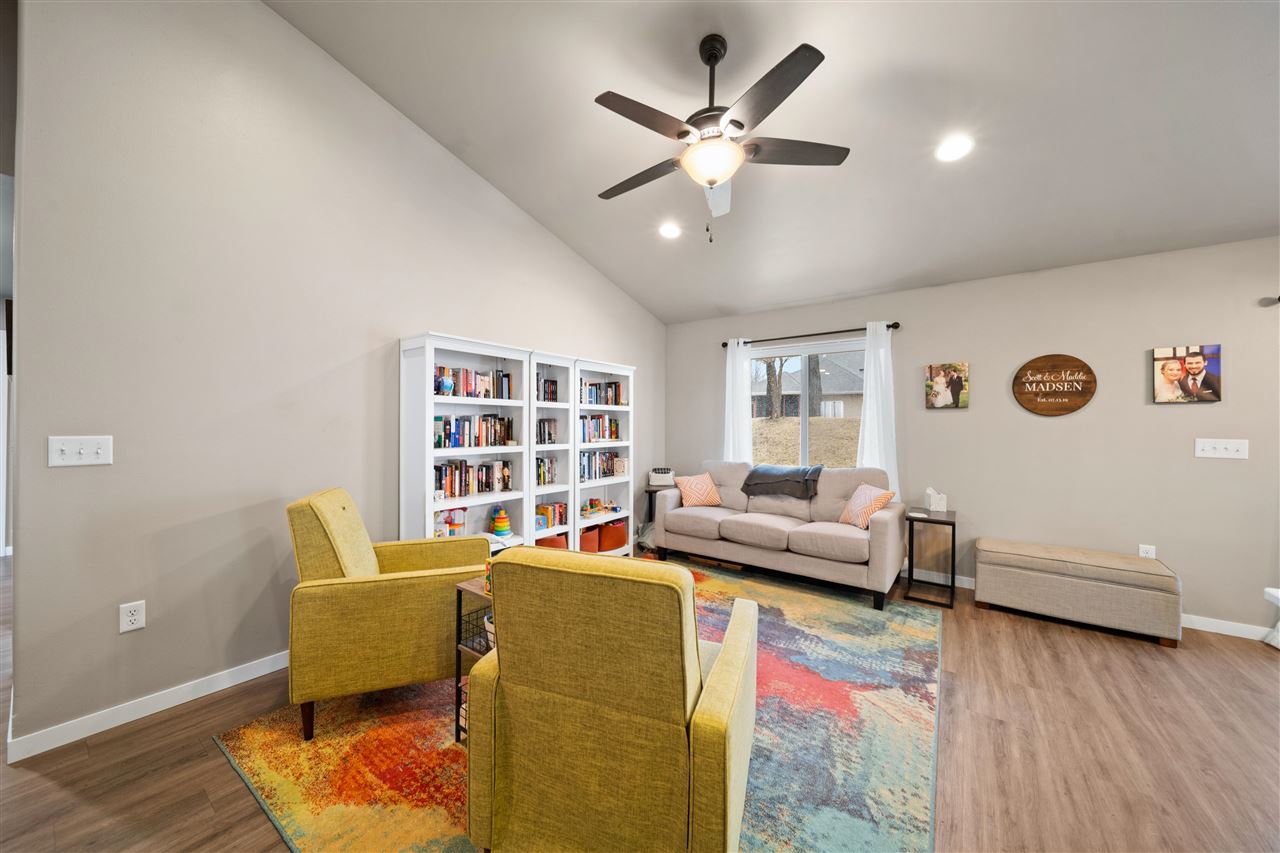 236 Kenneth Drive Iowa City IA 52245