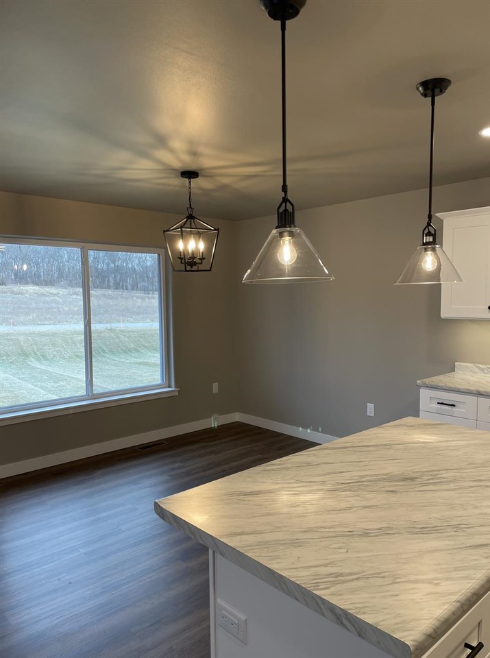 802 Armands Lane Tiffin IA 52340