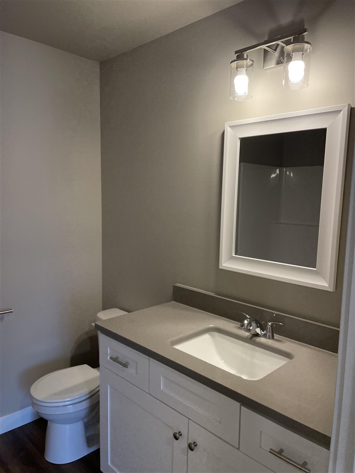 802 Armands Lane Tiffin IA 52340