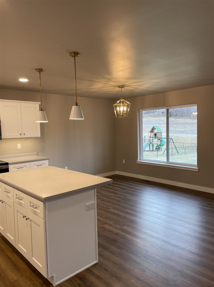 802 Armands Lane Tiffin IA 52340