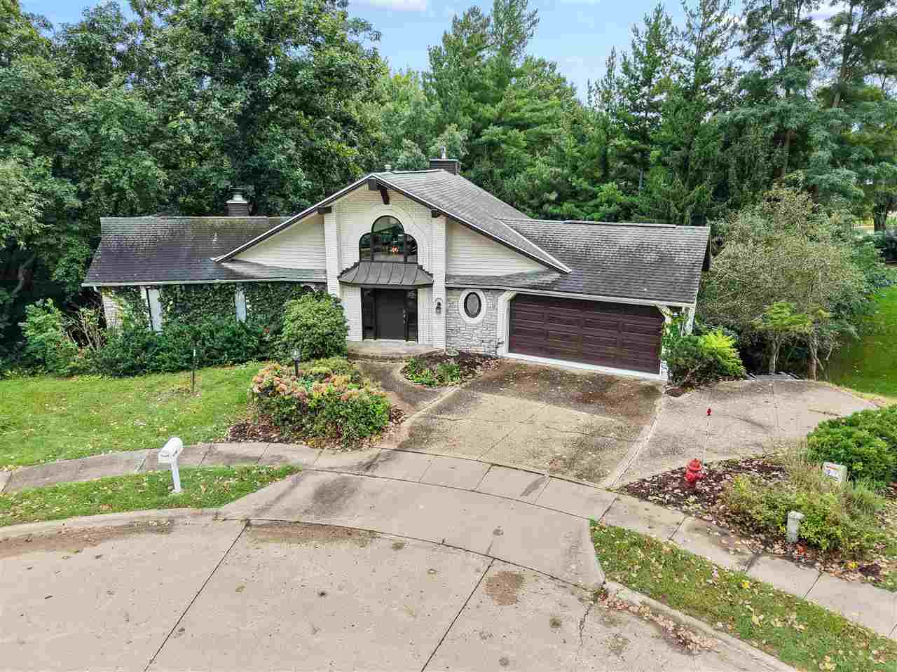 10 Brown Deer Knoll Coralville IA 52241