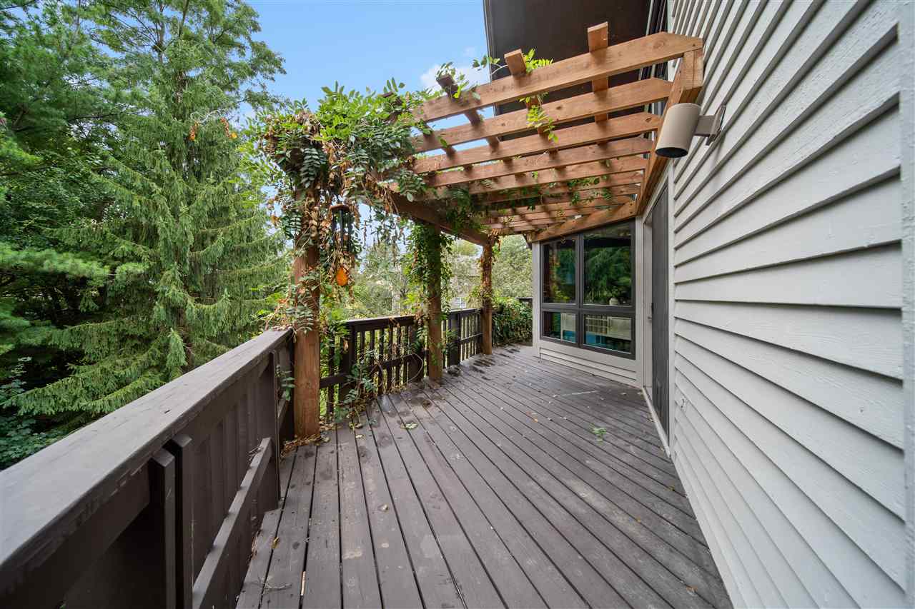 10 Brown Deer Knoll Coralville IA 52241