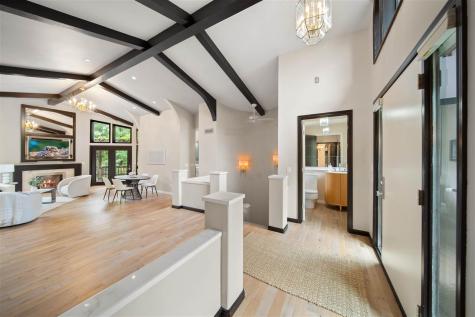 10 Brown Deer Knoll Coralville IA 52241