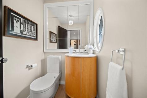 10 Brown Deer Knoll Coralville IA 52241