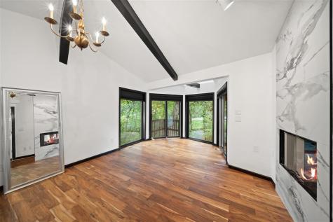 10 Brown Deer Knoll Coralville IA 52241