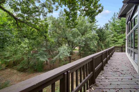 10 Brown Deer Knoll Coralville IA 52241