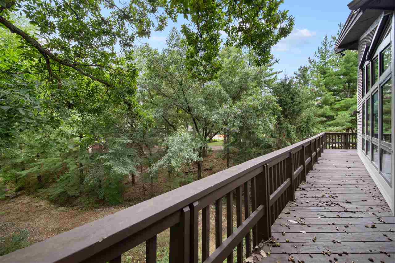 10 Brown Deer Knoll Coralville IA 52241