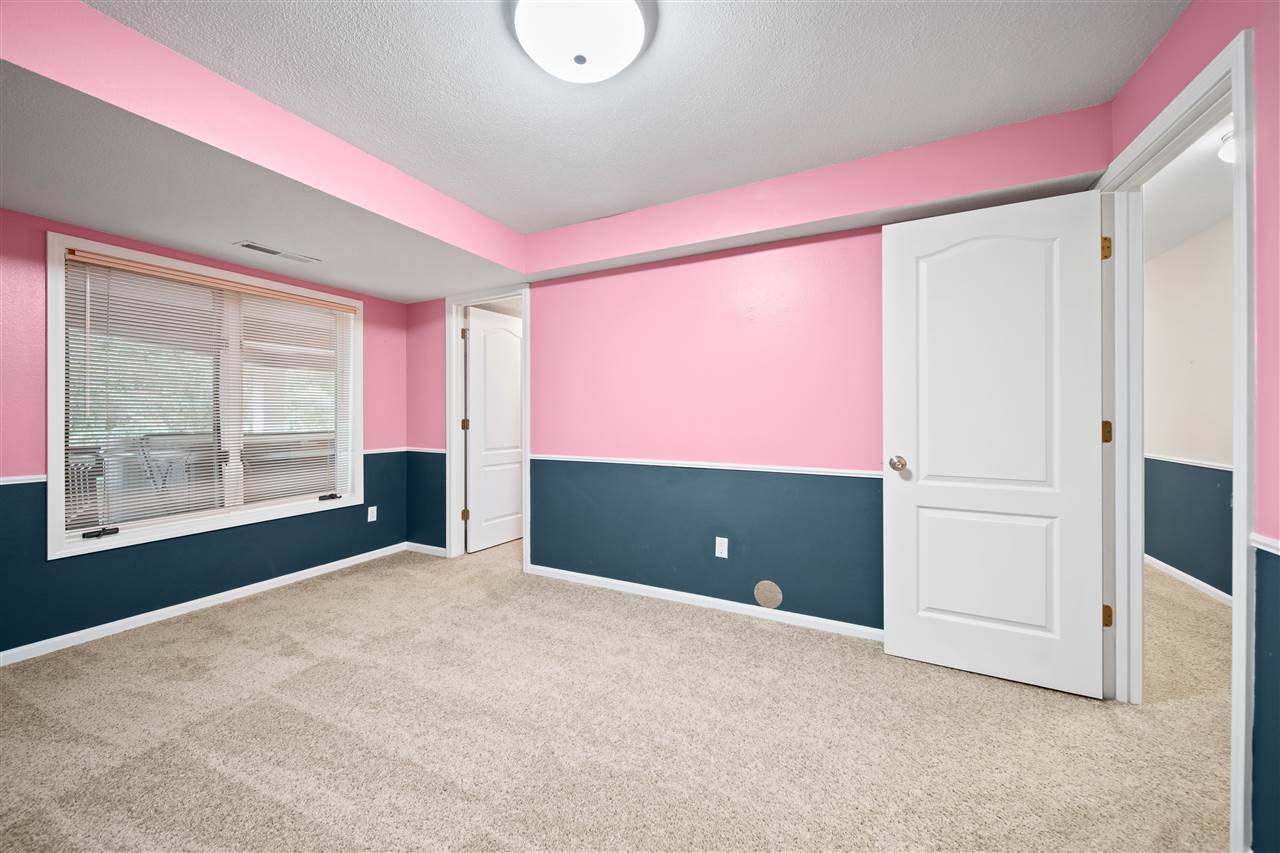 10 Brown Deer Knoll Coralville IA 52241