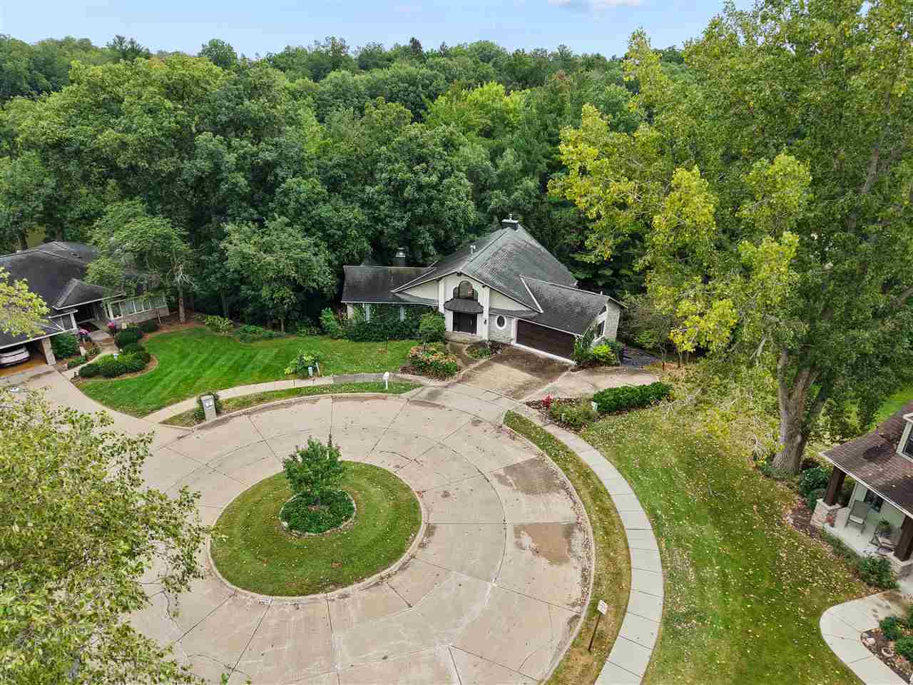10 Brown Deer Knoll Coralville IA 52241