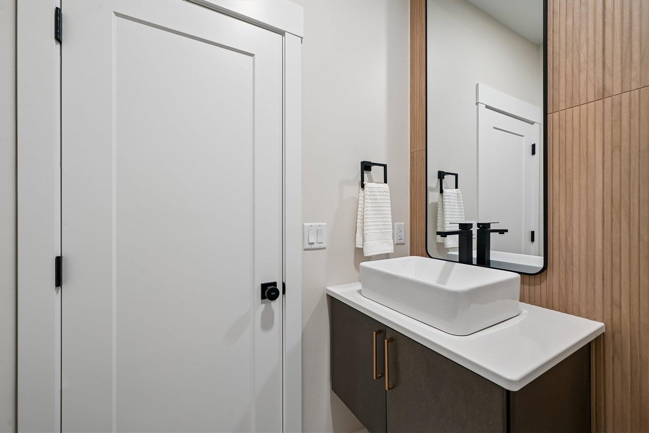 4832 Steel Court Marion IA 52302