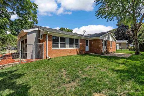 1205 Brookwood Drive Iowa City IA 52240