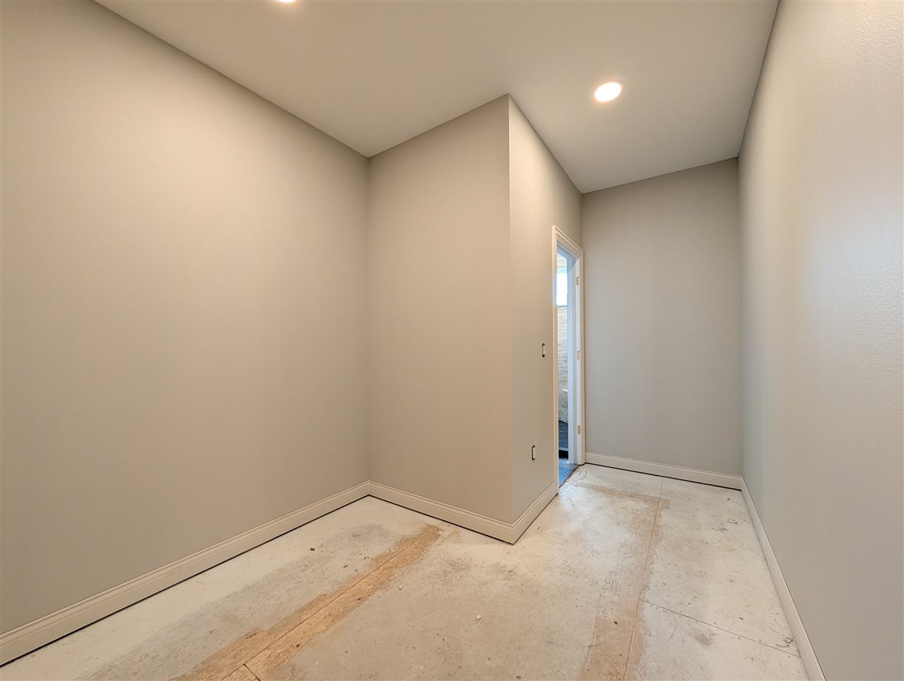 702 Lakeview Court Tiffin IA 52340