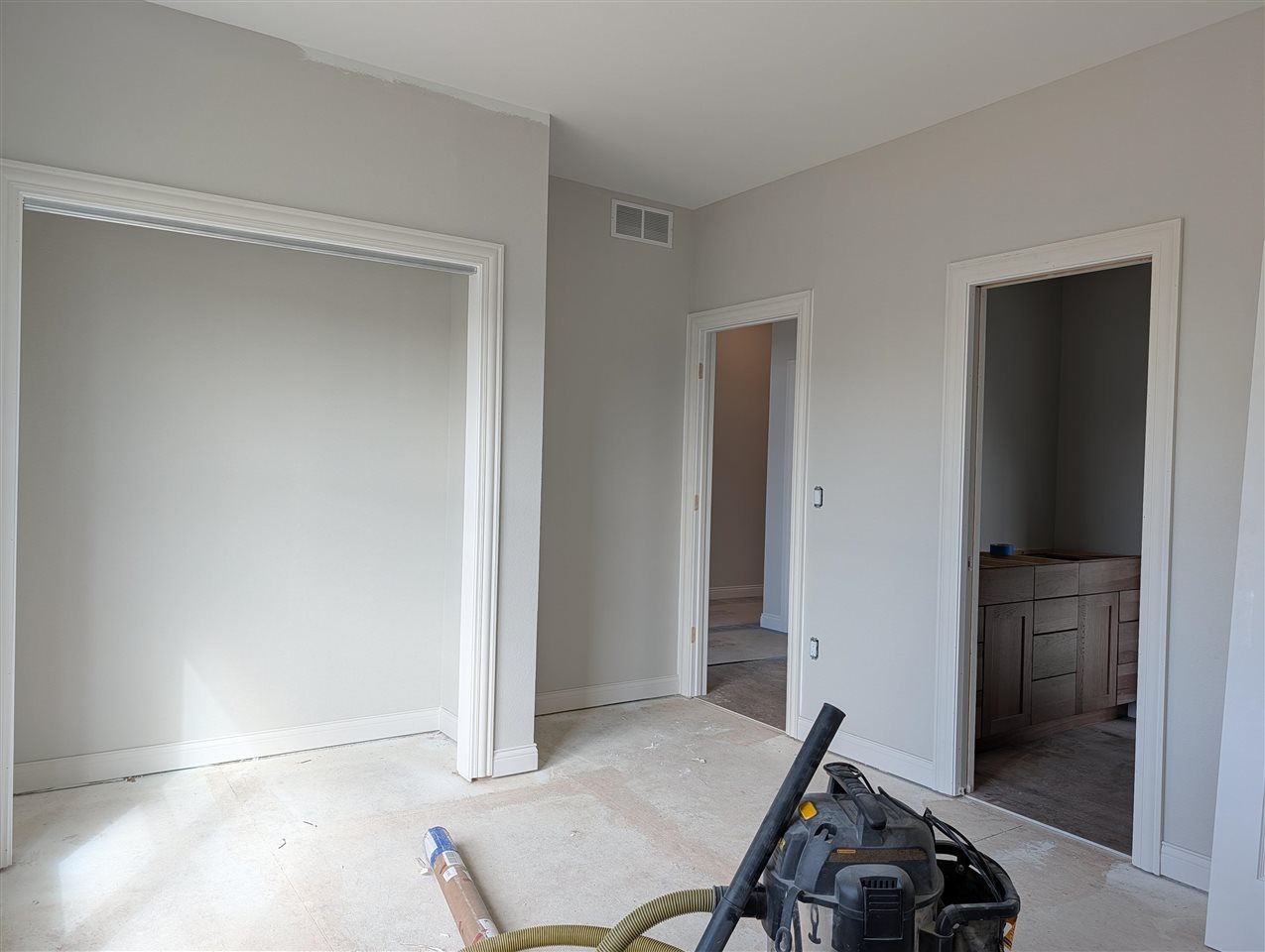 702 Lakeview Court Tiffin IA 52340