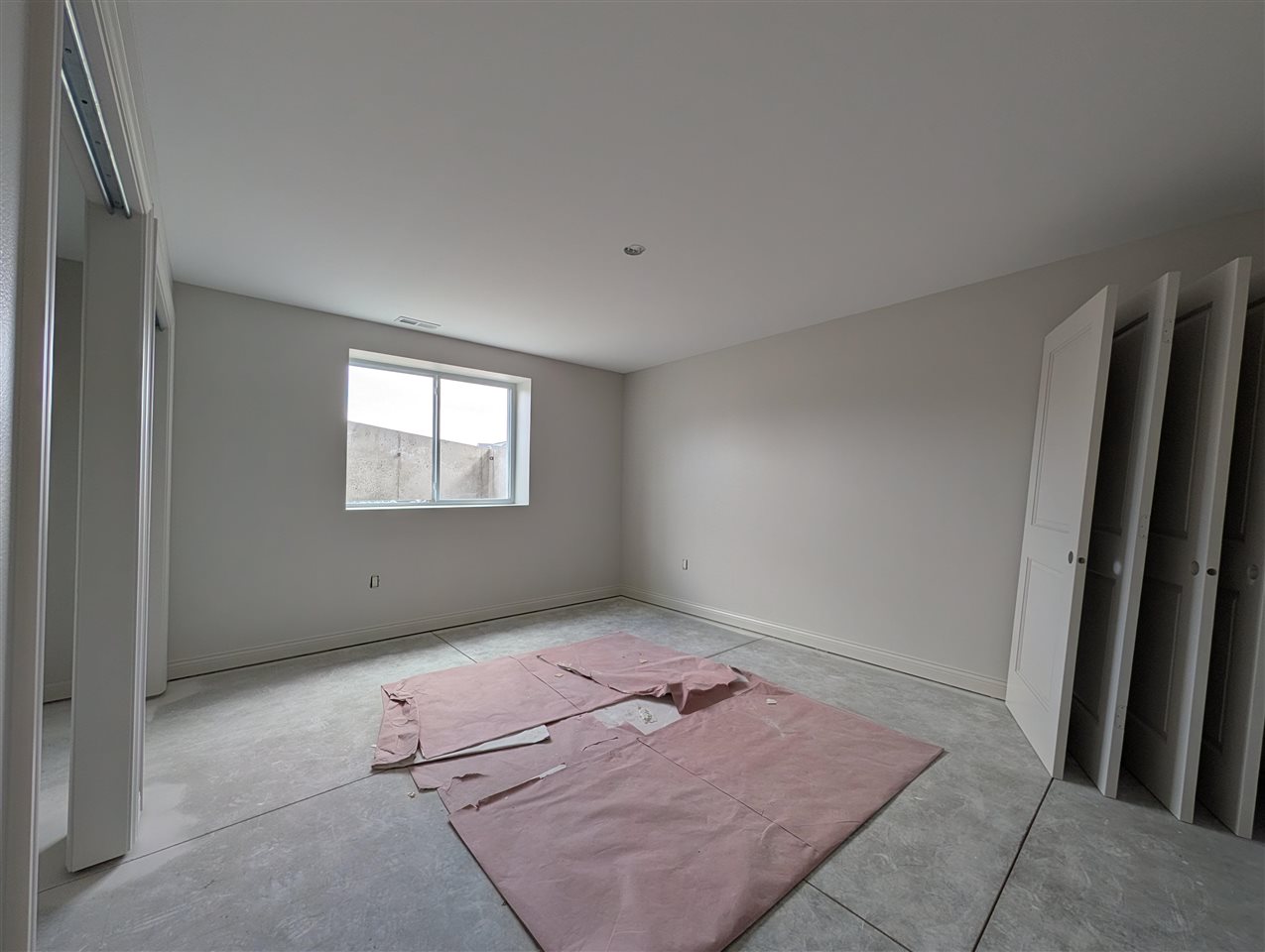 702 Lakeview Court Tiffin IA 52340
