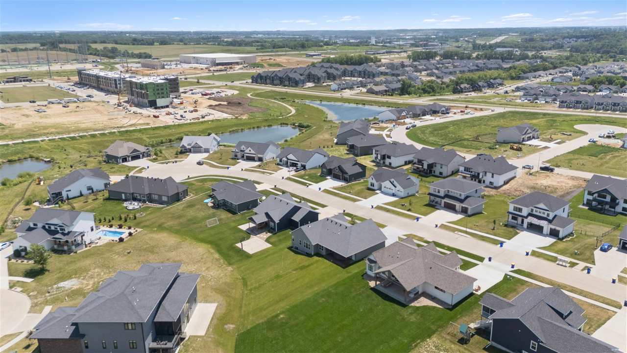 702 Lakeview Court Tiffin IA 52340