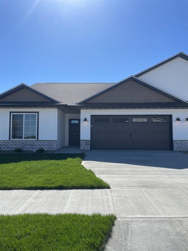 851 Armands Lane Tiffin IA 52340