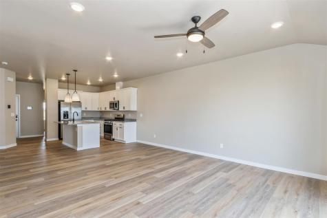 415 Solstice Court North Liberty IA 52317