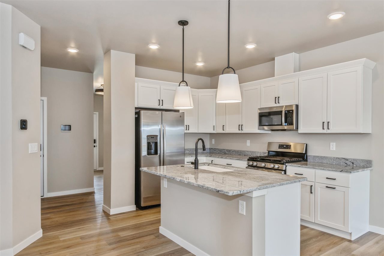 415 Solstice Court North Liberty IA 52317