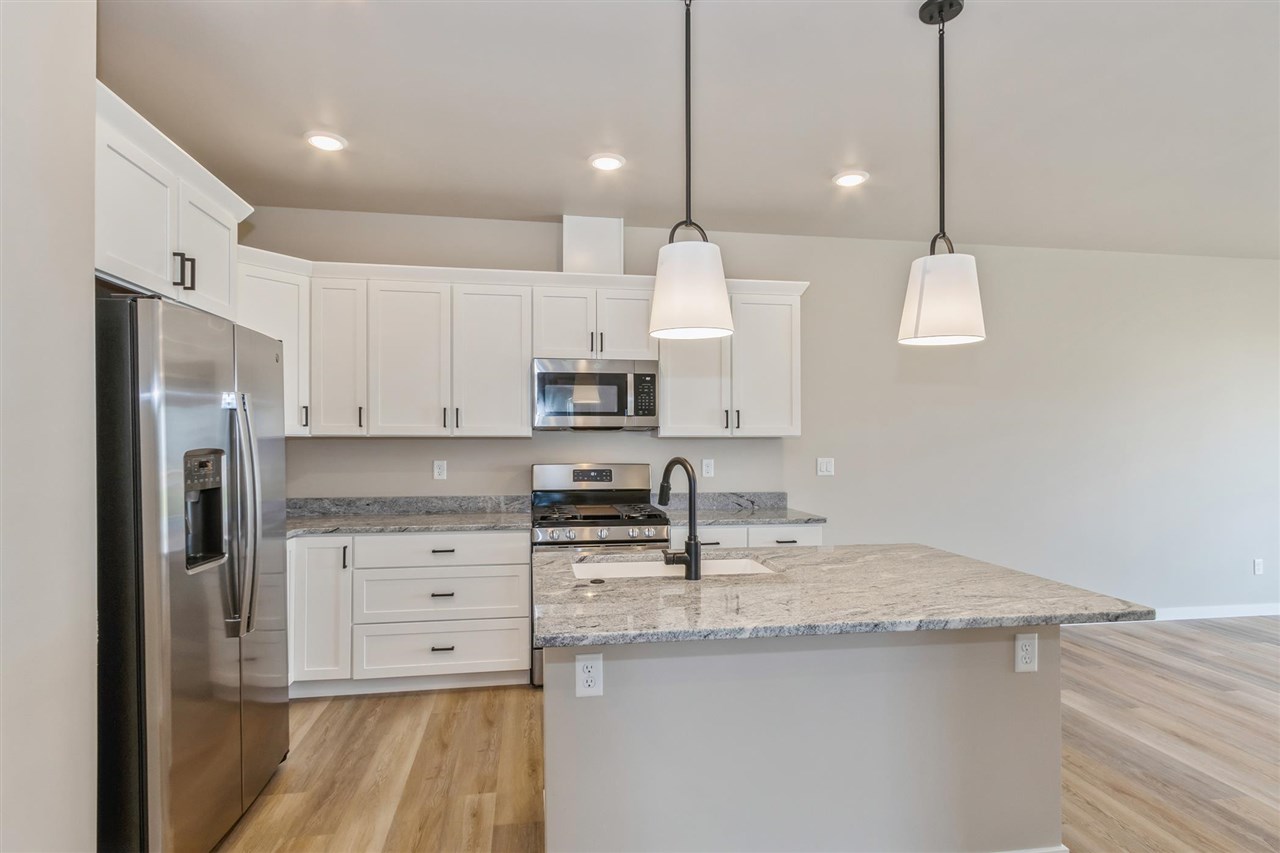415 Solstice Court North Liberty IA 52317