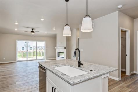 415 Solstice Court North Liberty IA 52317