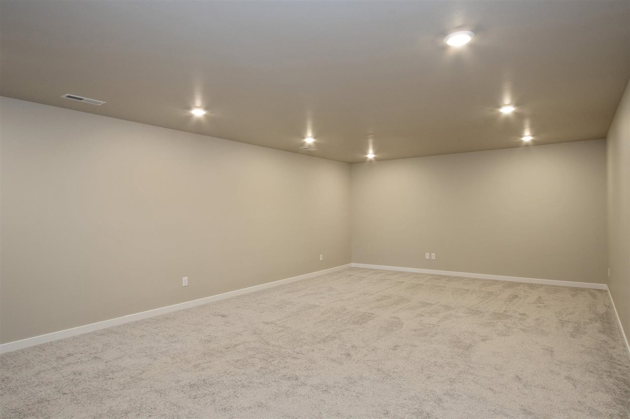415 Solstice Court North Liberty IA 52317