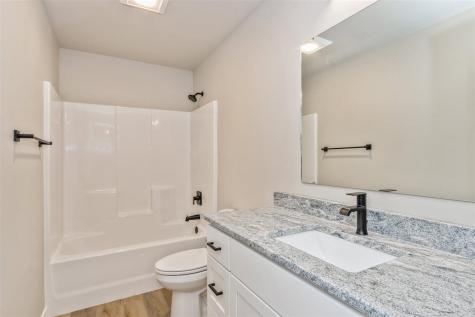 415 Solstice Court North Liberty IA 52317