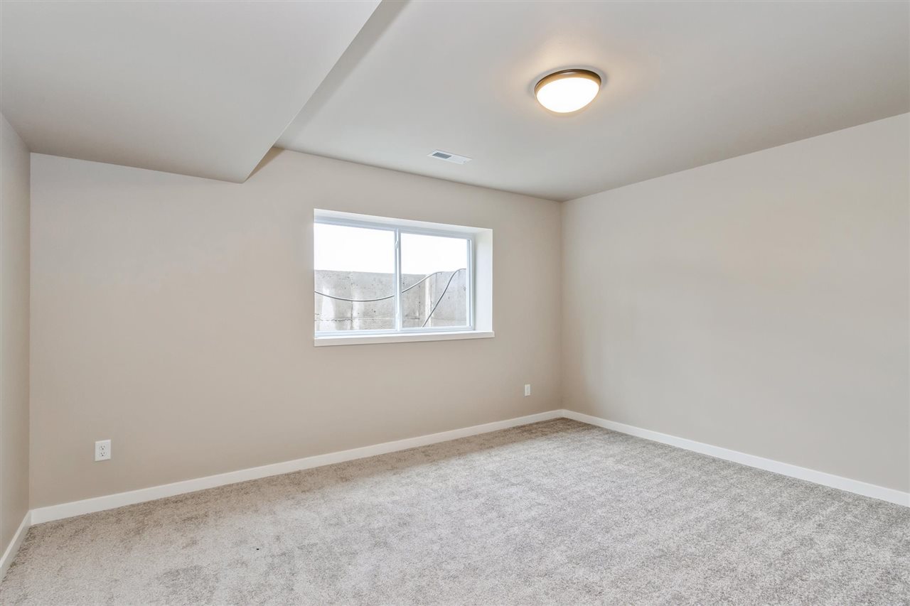 415 Solstice Court North Liberty IA 52317