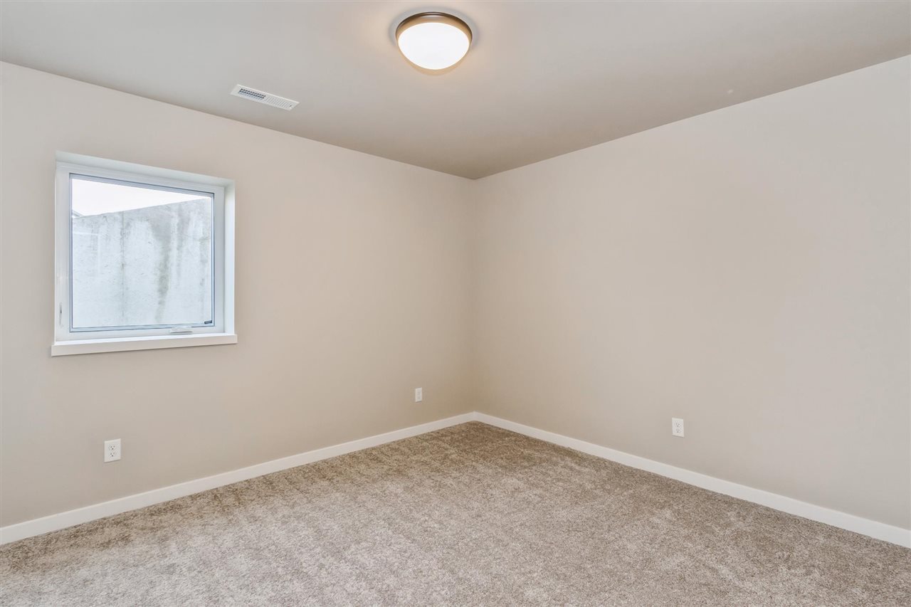 415 Solstice Court North Liberty IA 52317