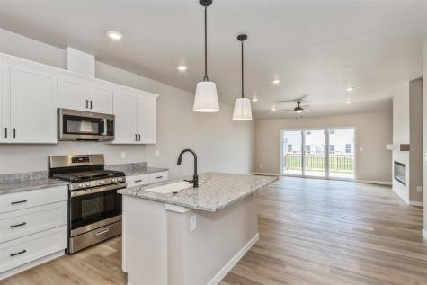 415 Solstice Court North Liberty IA 52317