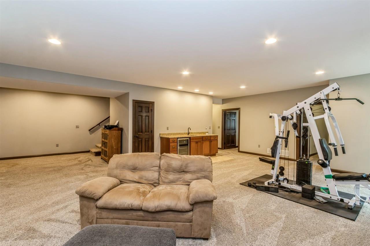 2007 Dempster Drive Coralville IA 52241