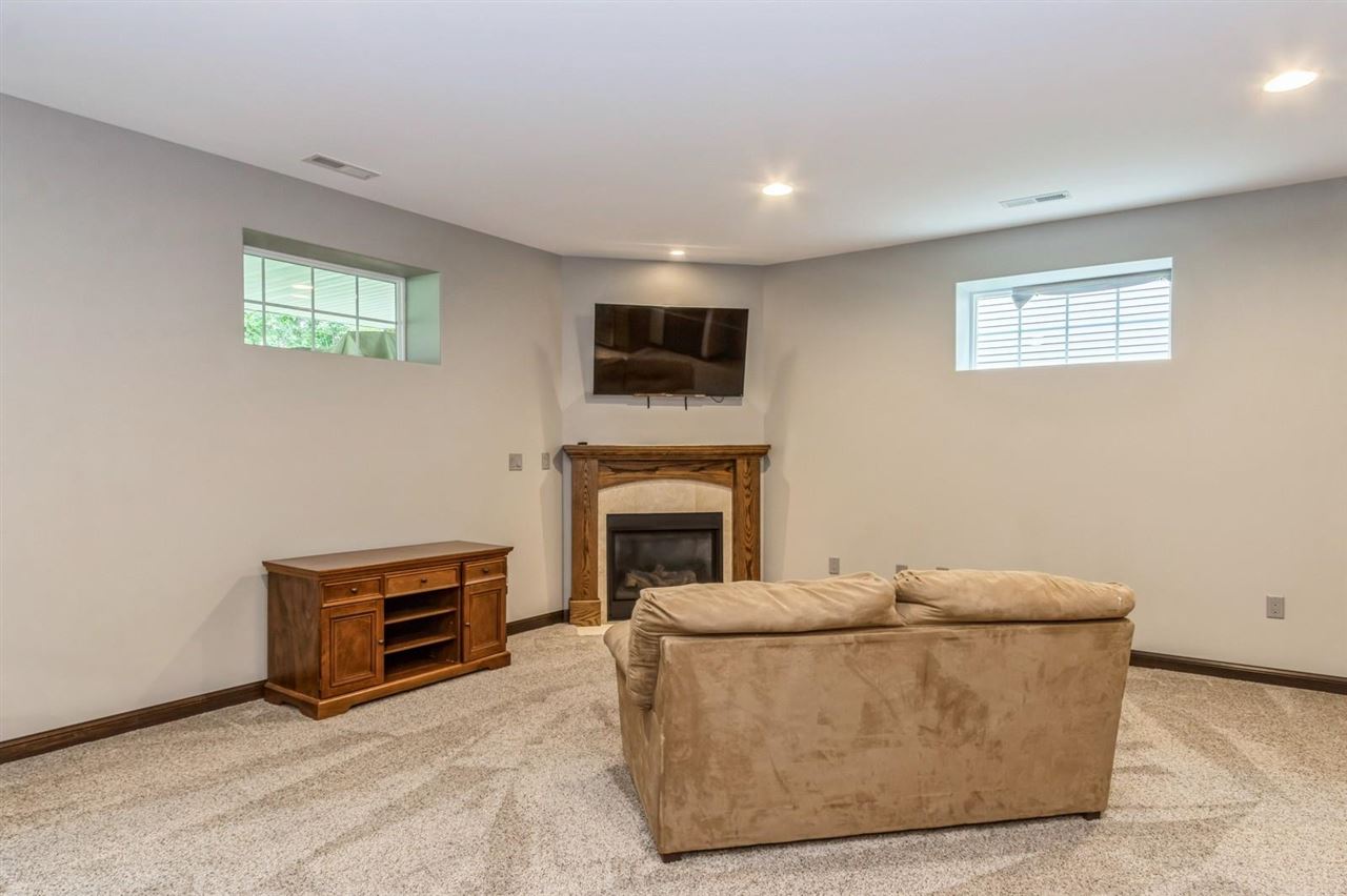 2007 Dempster Drive Coralville IA 52241