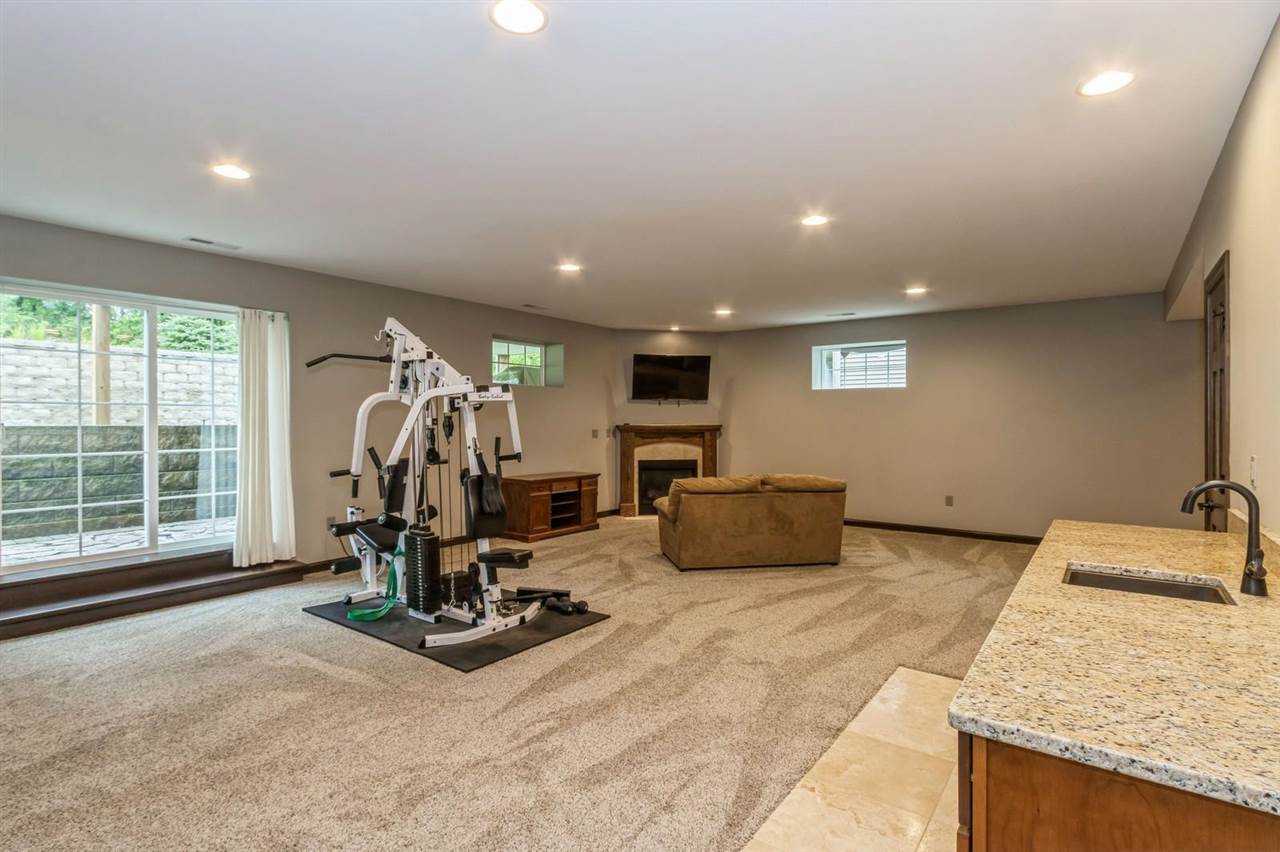 2007 Dempster Drive Coralville IA 52241