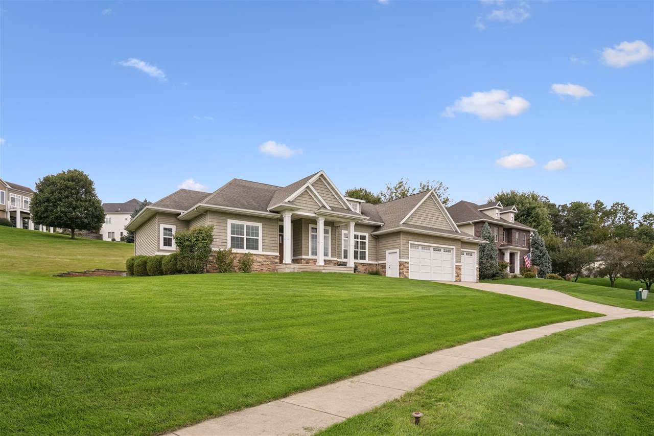 6621 Ashwood Court NE Cedar Rapids IA 52411