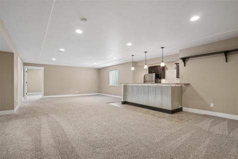 6621 Ashwood Court NE Cedar Rapids IA 52411