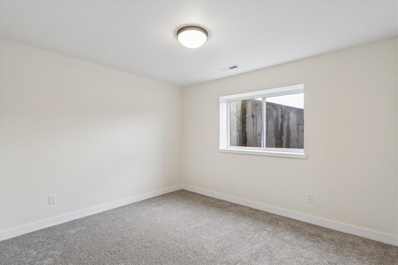 1001 Highland Trail Solon IA 52333