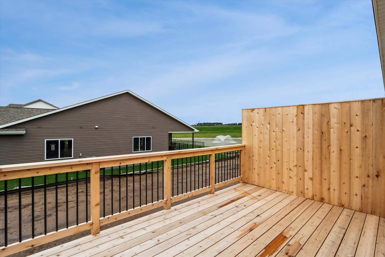 1001 Highland Trail Solon IA 52333