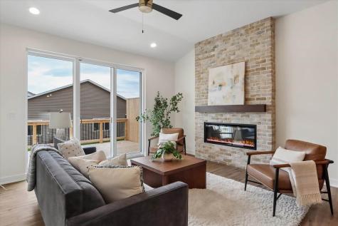 1001 Highland Trail Solon IA 52333