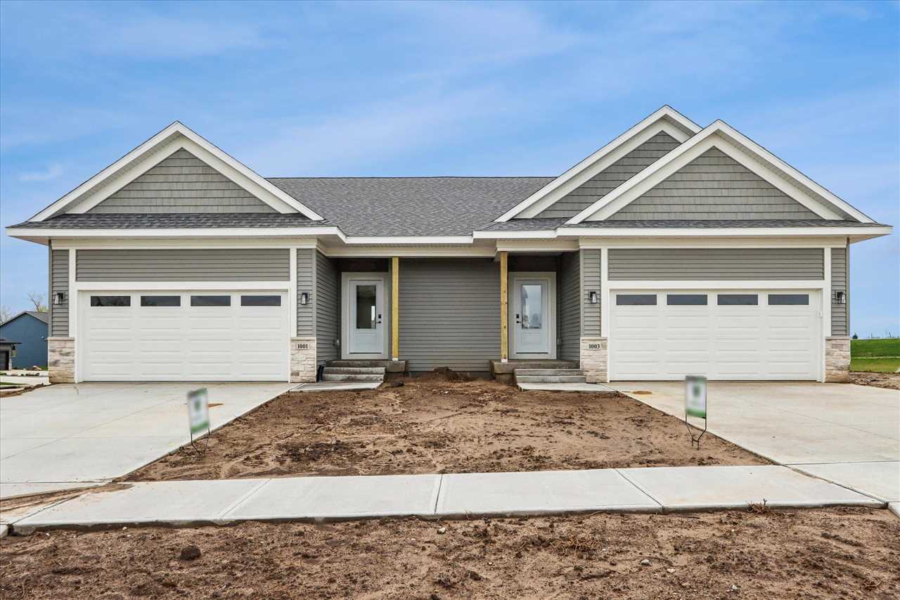 1001 Highland Trail Solon IA 52333