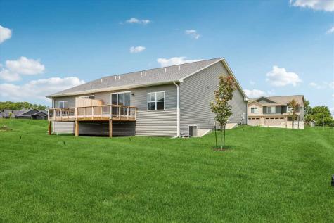 1001 Highland Trail Solon IA 52333