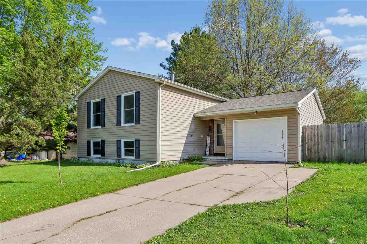 230 Heritage Drive North Liberty IA 52317