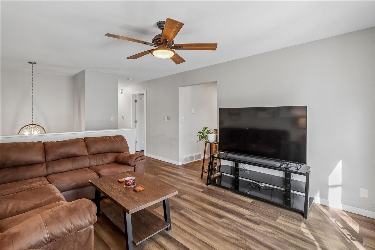 230 Heritage Drive North Liberty IA 52317