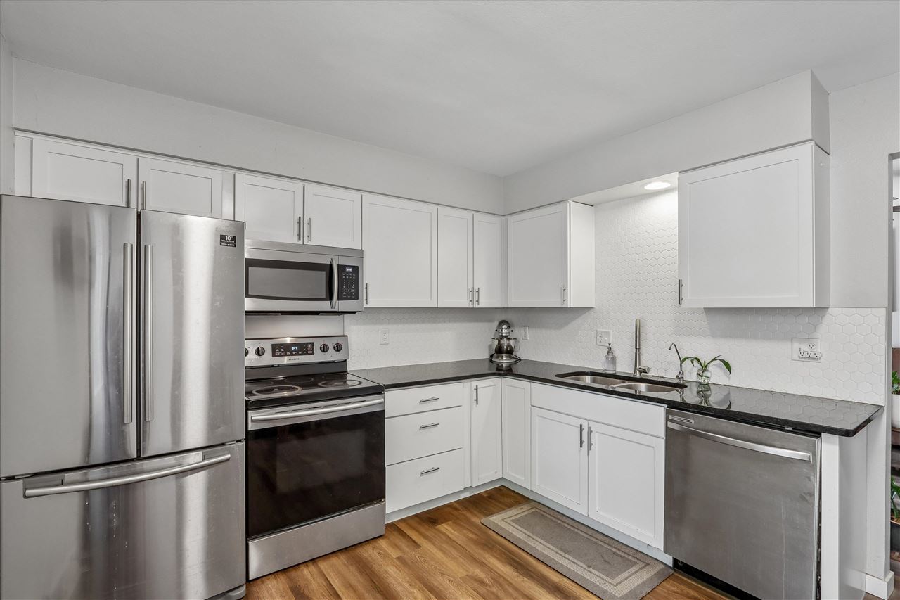 230 Heritage Drive North Liberty IA 52317