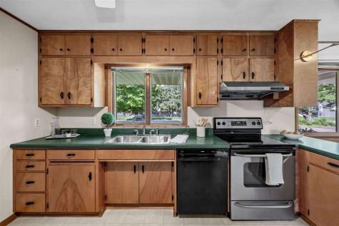 20 N 1st Avenue Iowa City IA 52245