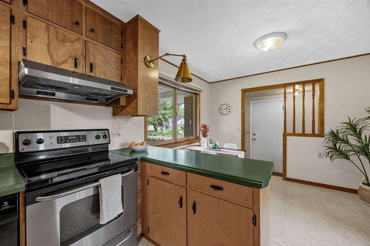 20 N 1st Avenue Iowa City IA 52245