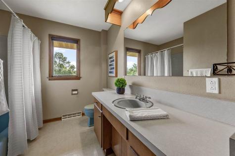 20 N 1st Avenue Iowa City IA 52245