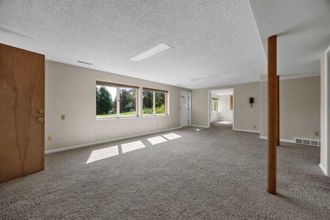 20 N 1st Avenue Iowa City IA 52245