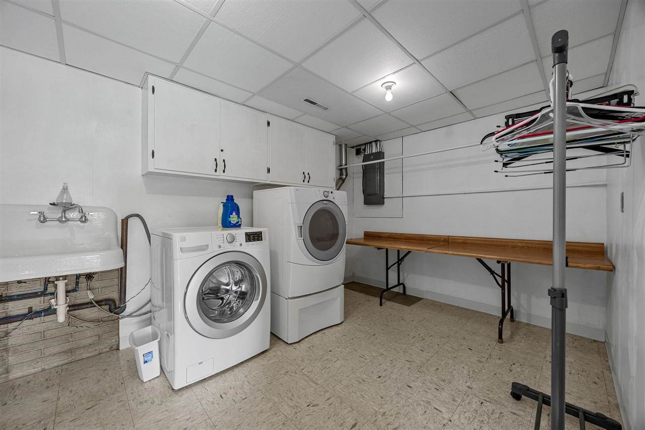 20 N 1st Avenue Iowa City IA 52245